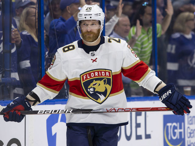 TAMPA, FL - MAY 23: Claude Giroux #28 of the Florida Panthers against the Tampa Bay Lightning during the second period in Game Four of the Second Round of the 2022 Stanley Cup Playoffs at Amalie Arena on May 23, 2022 in Tampa, Florida.