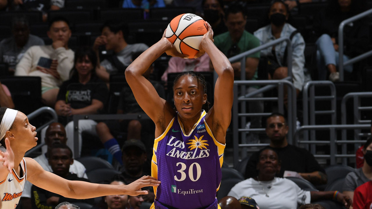 Ogwumike scores 23 as Sparks beat Mercury for 3rd straight win |  theScore.com
