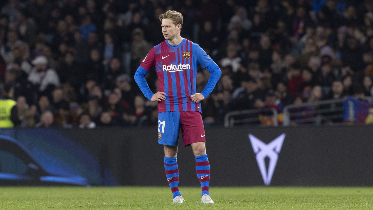SYDNEY, AUSTRALIA - MAY 25: Frenkie de Jong of FC Barcelona in action during the match between FC Barcelona and the A-League All Stars at Accor Stadium on May 25, 2022 in Sydney, Australia.