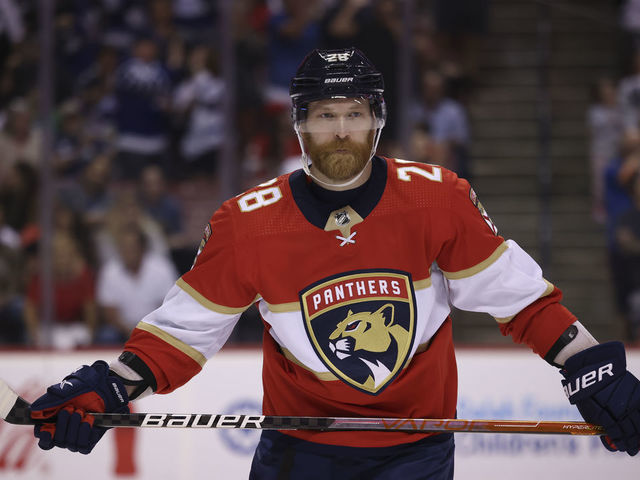 MIAMI, FL - April 6: Florida Panthers right wing Claude Giroux (28) shows his frustration after a Toronto goal during the game between the Toronto Maple Leafs and the Florida Panthers on Tuesday, April 6, 2022 at FLA Live Arena in Sunrise, FL