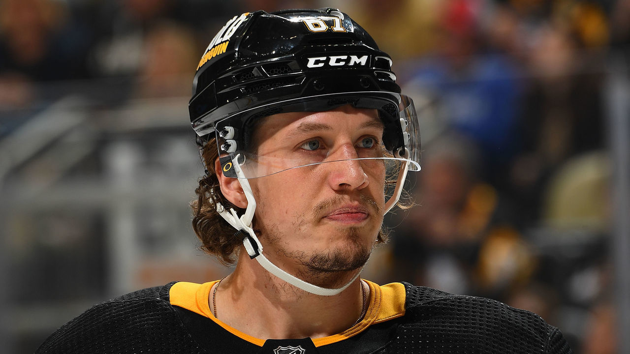 PITTSBURGH, PA - APRIL 29: Rickard Rakell #67 of the Pittsburgh Penguins skates against the Columbus Blue Jackets at PPG PAINTS Arena on April 29, 2022 in Pittsburgh, Pennsylvania.