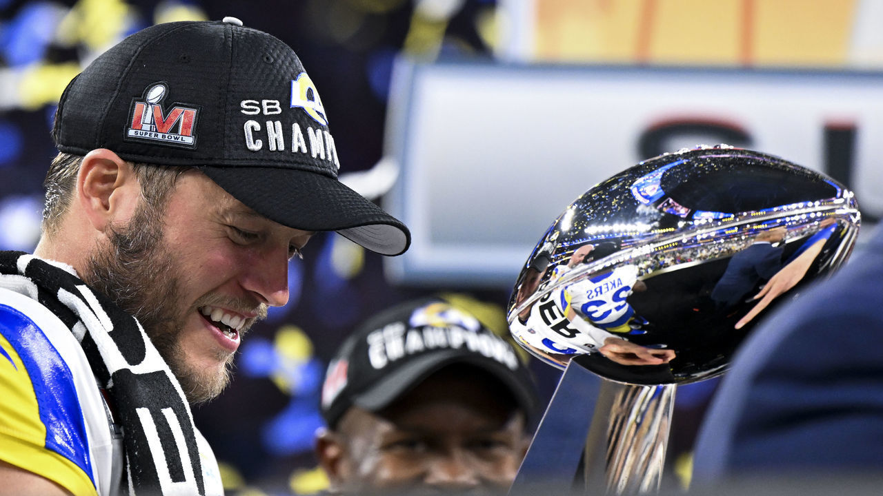 Inglewood, CA - February 13: Los Angeles Rams quarterback Matthew Stafford (9) holds onto the Lombardi Trophy after defeating the Cincinnati Bengals 23-20 in Super Bowl LVI at SoFi Stadium on Sunday, Feb. 13, 2022 in Inglewood, CA.(Wally Skalij / Los Angeles Times via Getty Images)