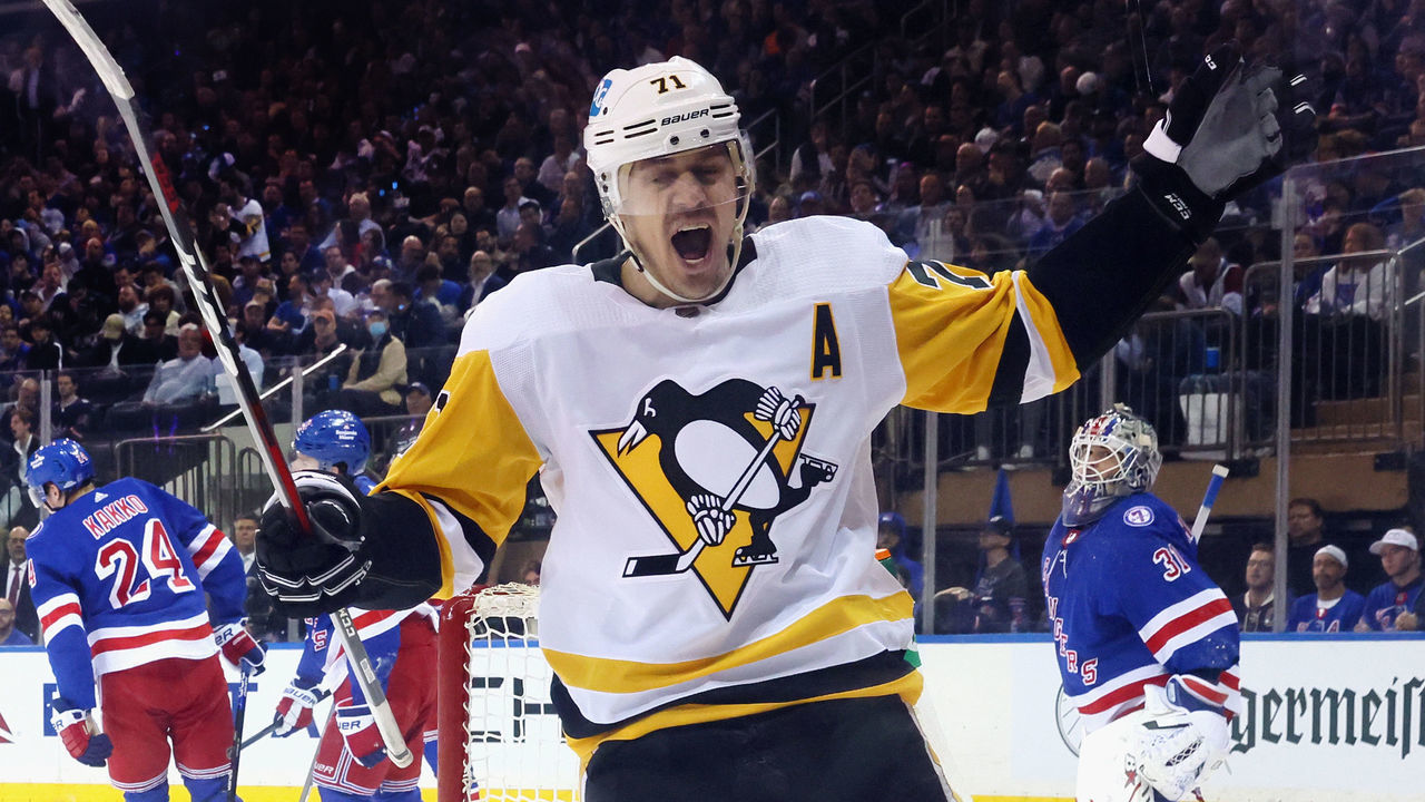 NEW YORK, NEW YORK - MAY 11: Evgeni Malkin #71 of the Pittsburgh Penguins skates against the New York Rangers in Game Five of the First Round of the 2022 Stanley Cup Playoffs at Madison Square Garden on May 11, 2022 in New York City.
