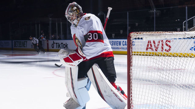 TORONTO, ON - JANUARY 1: Matt Murray #30 of the Ottawa Senators takes the net against the Toronto Maple Leafs during the first period at the Scotiabank Arena on January 1, 2022 in Toronto, Ontario, Canada.
