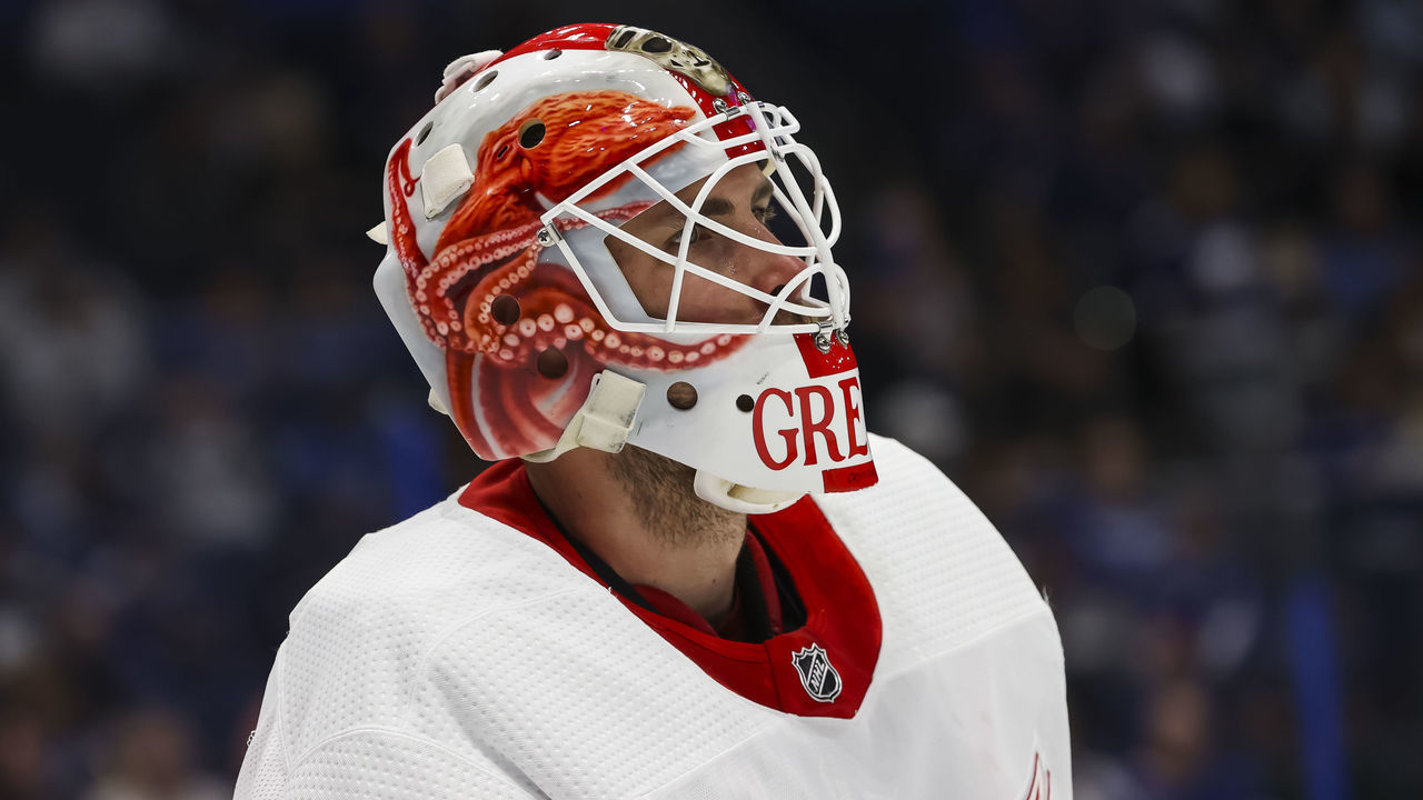 TAMPA, FL - APRIL 19: Goalie Thomas Greiss #29 of the Detroit Red Wings against the Tampa Bay Lightning during the first period at Amalie Arena on April 19, 2022 in Tampa, Florida.