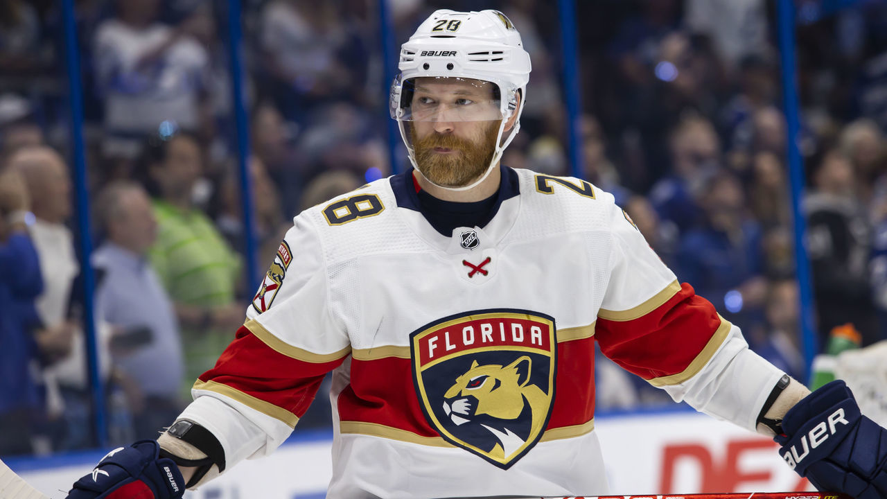 TAMPA, FL - MAY 23: Claude Giroux #28 of the Florida Panthers against the Tampa Bay Lightning during the second period in Game Four of the Second Round of the 2022 Stanley Cup Playoffs at Amalie Arena on May 23, 2022 in Tampa, Florida.