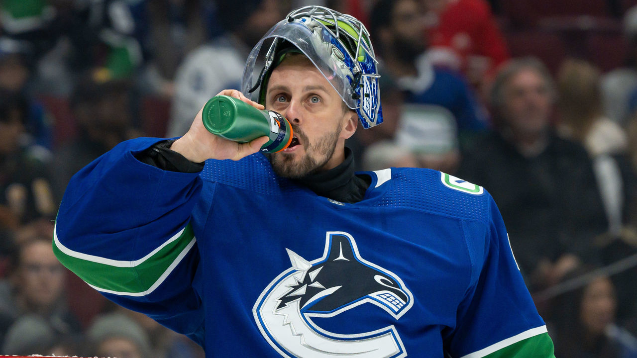 VANCOUVER, BC - APRIL 19: Vancouver Canucks goaltender Jaroslav Halak (41) takes a drink during their NHL game against the Ottawa Senators at Rogers Arena on April 19, 2022 in Vancouver, British Columbia, Canada.