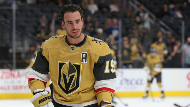 LAS VEGAS, NEVADA - MARCH 06: Reilly Smith #19 of the Vegas Golden Knights warms up prior to a game against the Ottawa Senators at T-Mobile Arena on March 06, 2022 in Las Vegas, Nevada.
