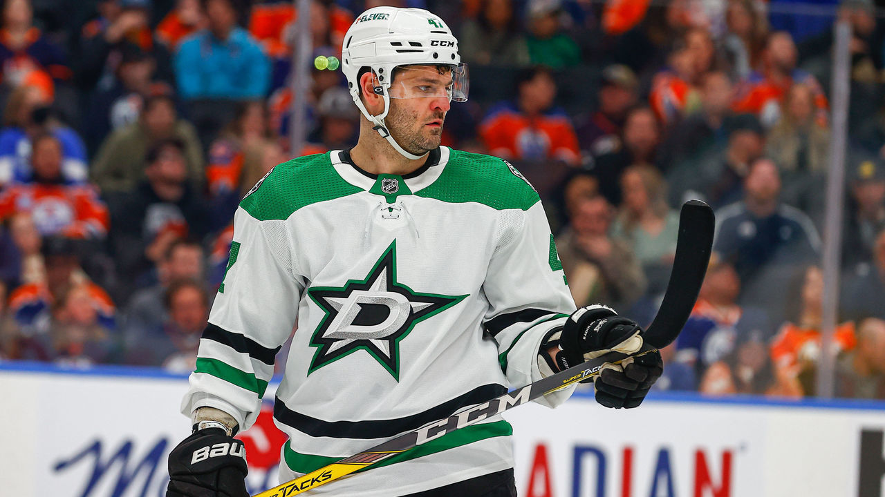 EDMONTON, AB - APRIL 20: Dallas Stars Right Wing Alexander Radulov (47) checks his stick in the second period during the Edmonton Oilers game versus the Dallas Stars on April 20, 2022 at Rogers Place in Edmonton, AB.