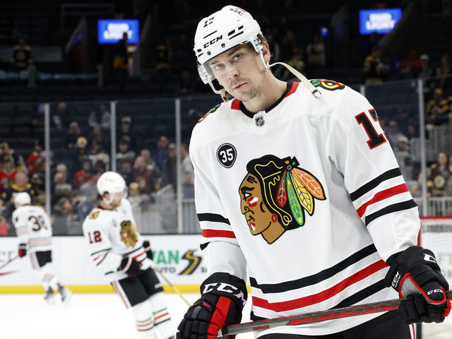 BOSTON, MA - MARCH 10: Chicago Blackhawks center Dylan Strome (17) in warm up before a game between the Boston Bruins and the Chicago Blackhawks on March 10, 2022, at TD Garden in Boston, Massachusetts.