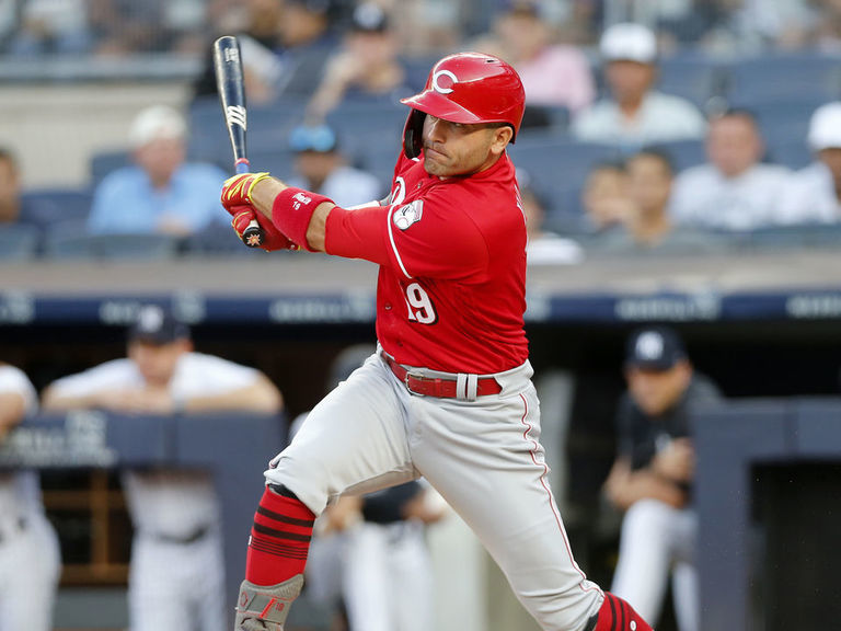 Award-chasing Votto has priorities in order