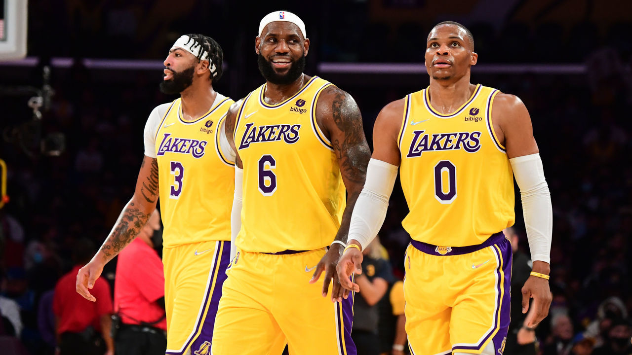 LOS ANGELES, CA - OCTOBER 12: Anthony Davis #3, LeBron James #6 and Russell Westbrook #0 of the Los Angeles Lakers look on during a preseason game against the Golden State Warriors on October 12, 2021 at STAPLES Center in Los Angeles, California. NOTE TO USER: User expressly acknowledges and agrees that, by downloading and/or using this Photograph, user is consenting to the terms and conditions of the Getty Images License Agreement. Mandatory Copyright Notice: Copyright 2021 NBAE