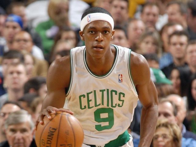 BOSTON - NOVEMBER 2: Rajon Rondo #9 of the Boston Celtics moves the ball up court during a game against the Washington Wizards at the TD Banknorth Garden on November 2, 2007 in Boston, Massachusetts. The Celtics won 103-83. NOTE TO USER: User expressly acknowledges and agrees that, by downloading and/or using this Photograph, user is consenting to the terms and conditions of the Getty Images License Agreement. Mandatory Copyright Notice: Copyright 2007 NBAE