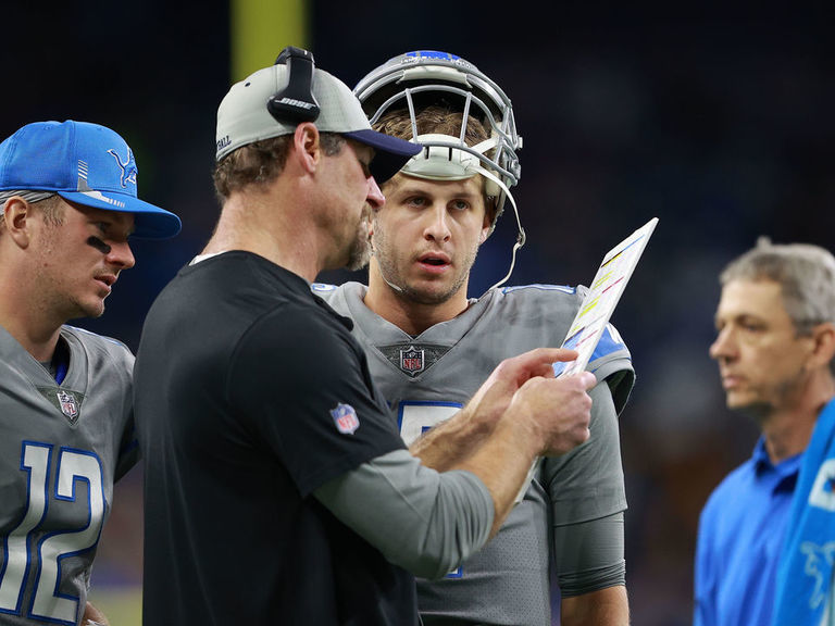 Lions lose first preseason game with Jared Goff, coach Dan Campbell