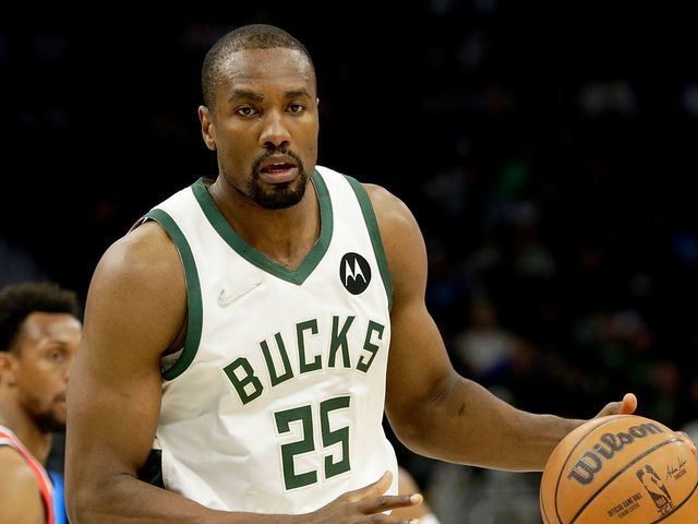 MILWAUKEE, WISCONSIN - MARCH 24: Serge Ibaka #25 of the Milwaukee Bucks looks to pass during the second half of the game against the Washington Wizards at Fiserv Forum on March 24, 2022 in Milwaukee, Wisconsin.