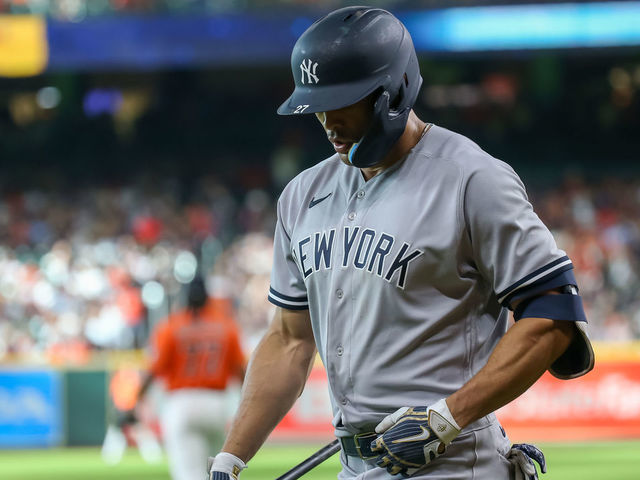 Will Aaron Boone Switch Giancarlo Stanton To Left Field?