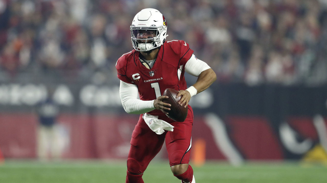 GLENDALE, ARIZONA - DECEMBER 25: Quarterback Kyler Murray #1 of the Arizona Cardinals runs during the second half of the game against the Indianapolis Colts at State Farm Stadium on December 25, 2021 in Glendale, Arizona. The Colts beat the Cardinals 22-16.