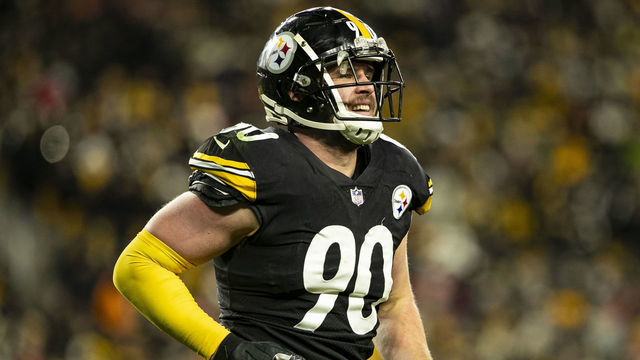 PITTSBURGH, PA - JANUARY 03: Pittsburgh Steelers outside linebacker T.J. Watt (90) looks on during the game against the Cleveland Browns and the Pittsburgh Steelers on January 03, 2022 at Heinz Field in Pittsburgh, PA.