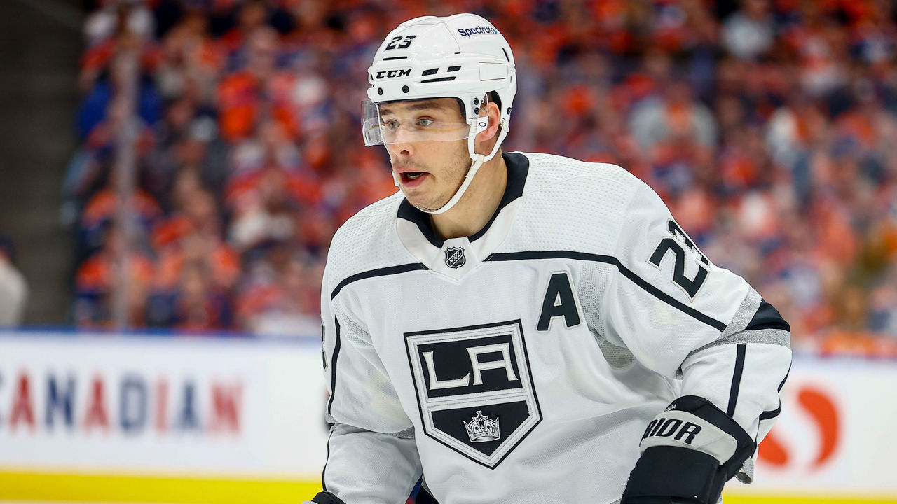 EDMONTON, AB - MAY 04: Los Angeles Kings Right Wing Dustin Brown (23) in action in the first period during the Edmonton Oilers versus the Los Angeles Kings Stanley Cup playoffs round 1, game 2 on May 04, 2022 at Rogers Place in Edmonton, AB.