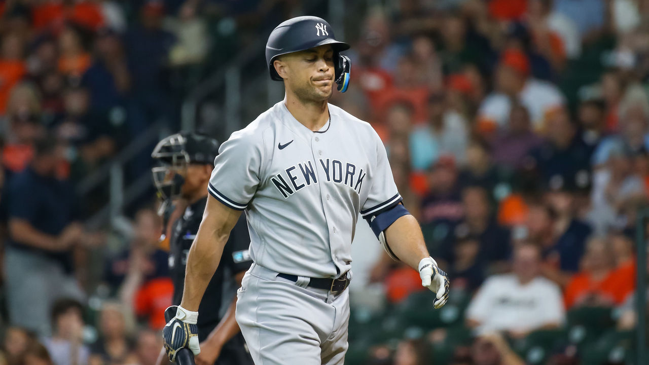 Yankees injuries: Outfielder Tim Locastro to IL with back injury -  Pinstripe Alley