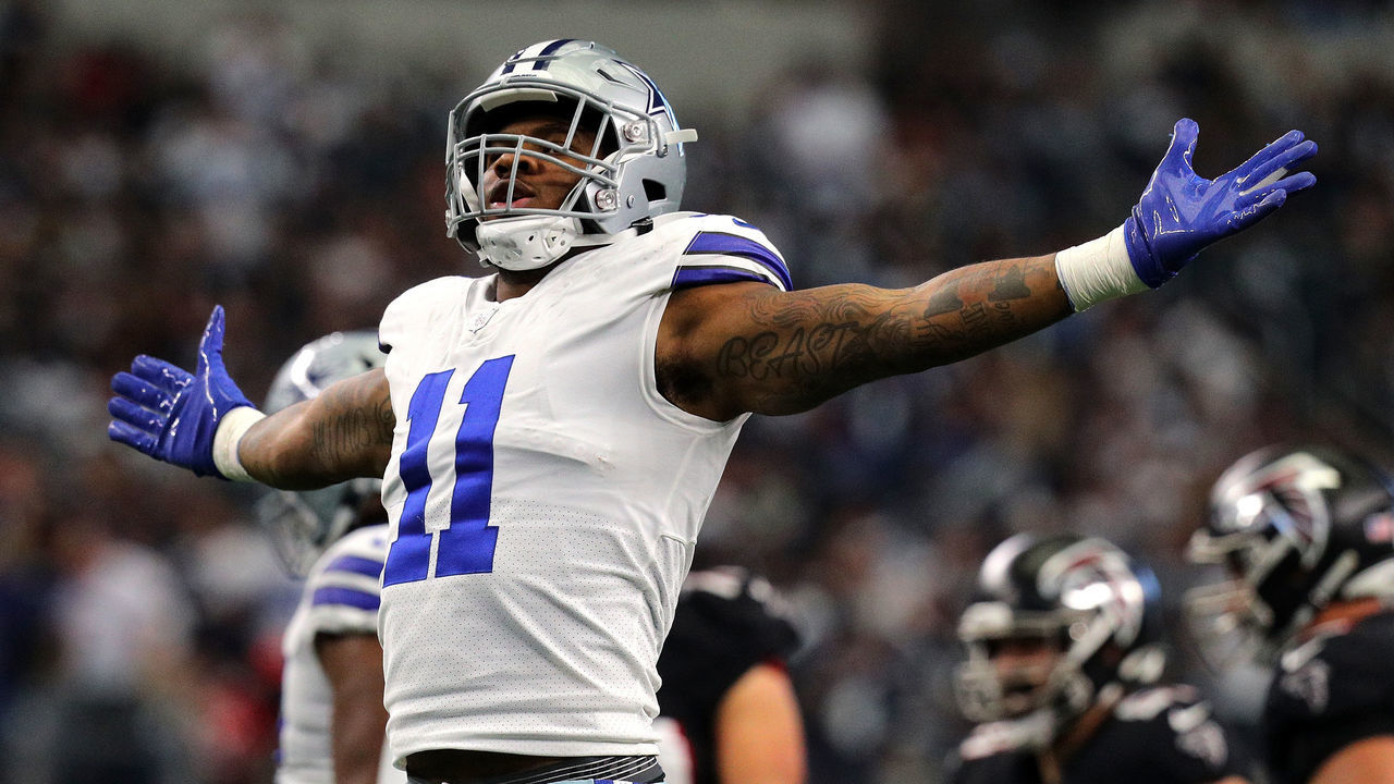 ARLINGTON, TEXAS - NOVEMBER 14: Micah Parsons #11 of the Dallas Cowboys celebrates a sack against the Atlanta Falcons at AT&T Stadium on November 14, 2021 in Arlington, Texas.