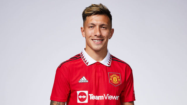 MANCHESTER, ENGLAND - JULY 26: (EXCLUSIVE COVERAGE) Lisandro Martinez of Manchester United poses after signing for the club at Carrington Training Ground on July 26, 2022 in Manchester, England.