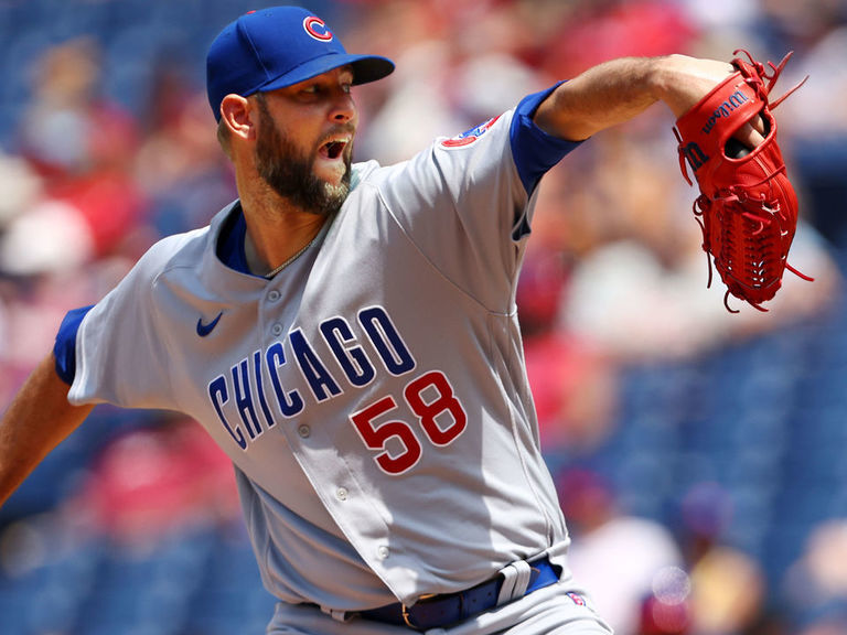 Dodgers acquire reliever Chris Martin from Cubs for Zach McKinstry