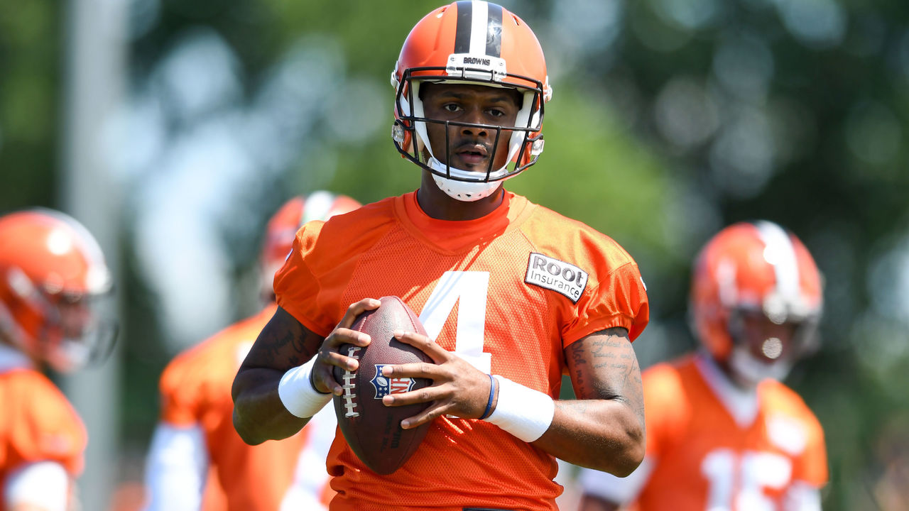 Deshaun Watson gets muted reaction at Browns' open practice