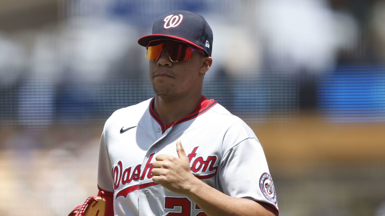 LOS ANGELES, CALIFORNIA - JULY 27: Juan Soto #22 of the Washington Nationals runs to the dugout during a game against the Los Angeles Dodgers in the fourth inning at Dodger Stadium on July 27, 2022 in Los Angeles, California.