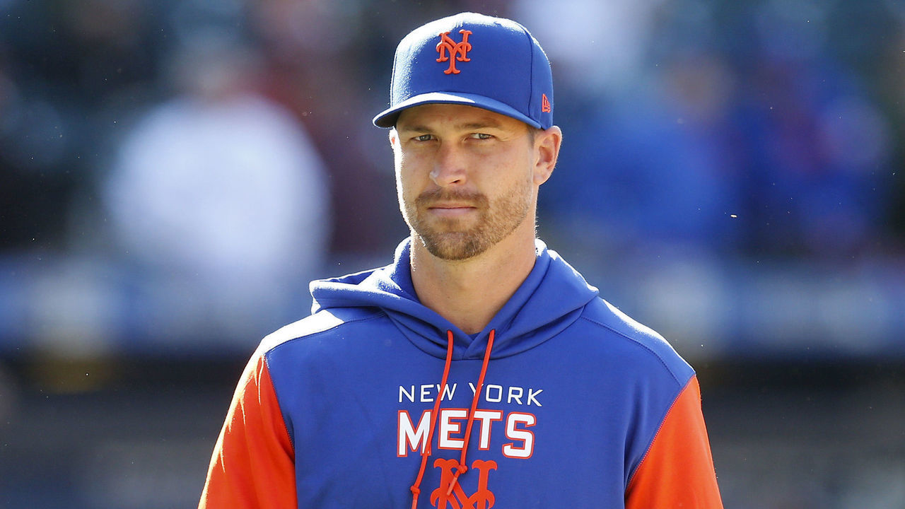 NEW YORK, NEW YORK - APRIL 15: (NEW YORK DAILIES OUT) Jacob deGrom #48 of the New York Mets looks on after a game against the Arizona Diamondbacks at Citi Field on April 15, 2022 in New York City. The Mets defeated the Diamondbacks 10-3.