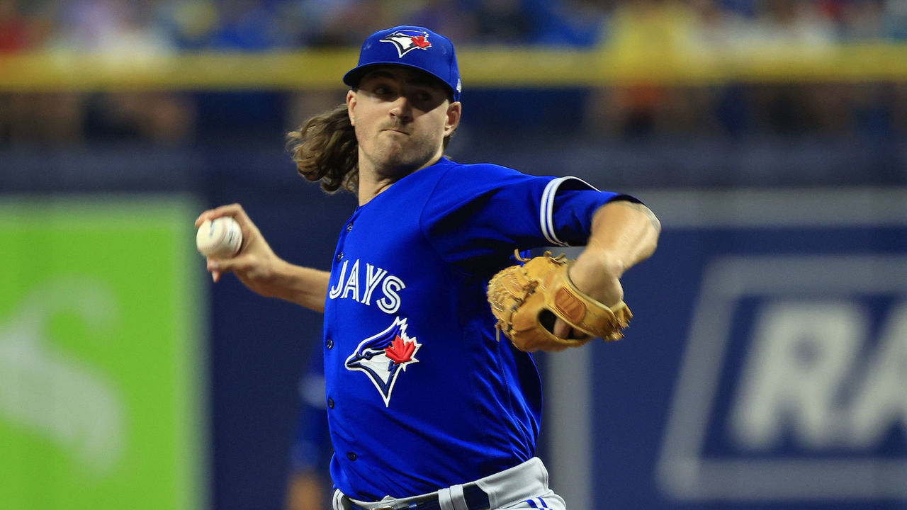 ST PETERSBURG, FLORIDA - AUGUST 02: Kevin Gausman #34 of the Toronto Blue Jays pitches during a game against the Tampa Bay Rays at Tropicana Field on August 02, 2022 in St Petersburg, Florida.