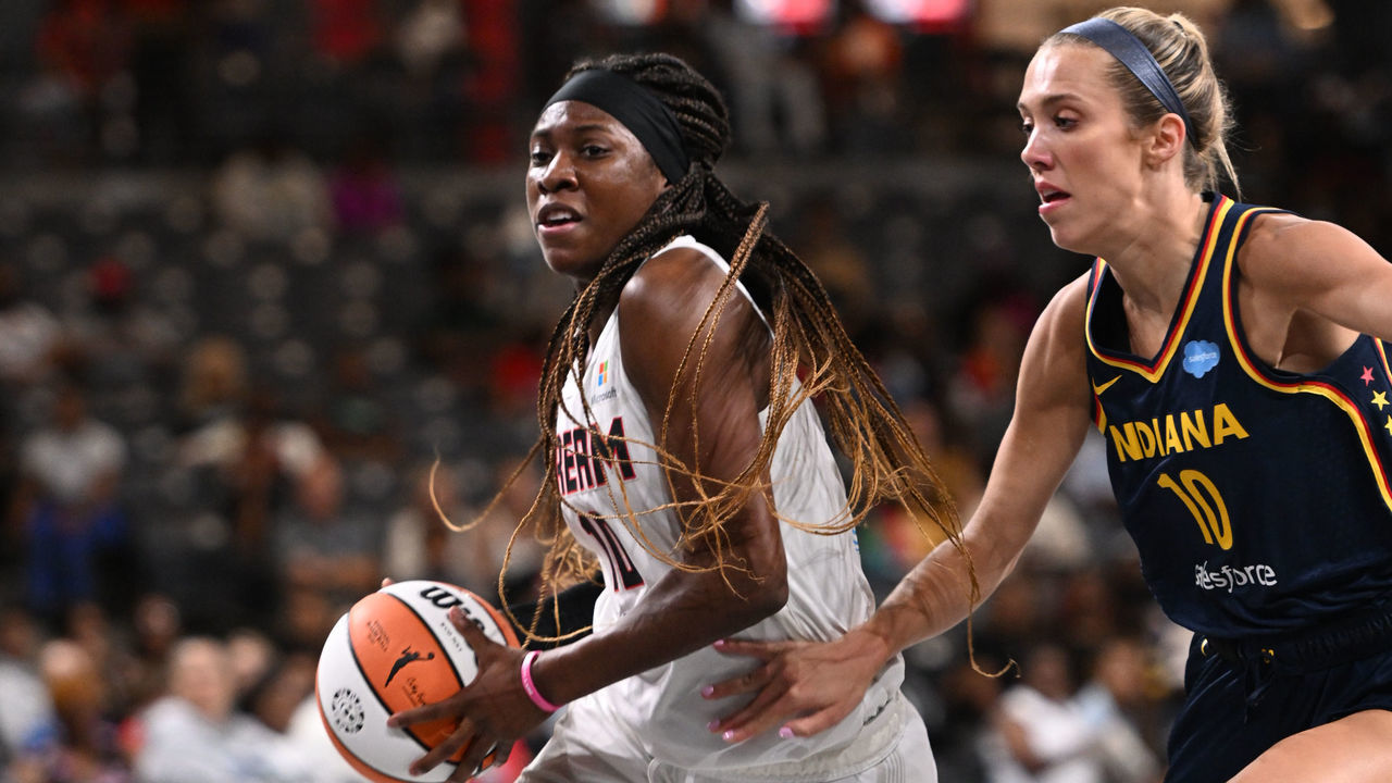ATLANTA, GA - AUGUST 3: Rhyne Howard #10 of the Atlanta Dream drives to the basket during the game against the Indiana Fever on August 3, 2022 at Gateway Center Arena in College Park, Georgia. NOTE TO USER: User expressly acknowledges and agrees that, by downloading and/or using this Photograph, user is consenting to the terms and conditions of the Getty Images License Agreement. Mandatory Copyright Notice: Copyright 2022 NBAE