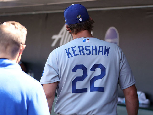 Download Clayton Kershaw Jersey Number 22 Wallpaper