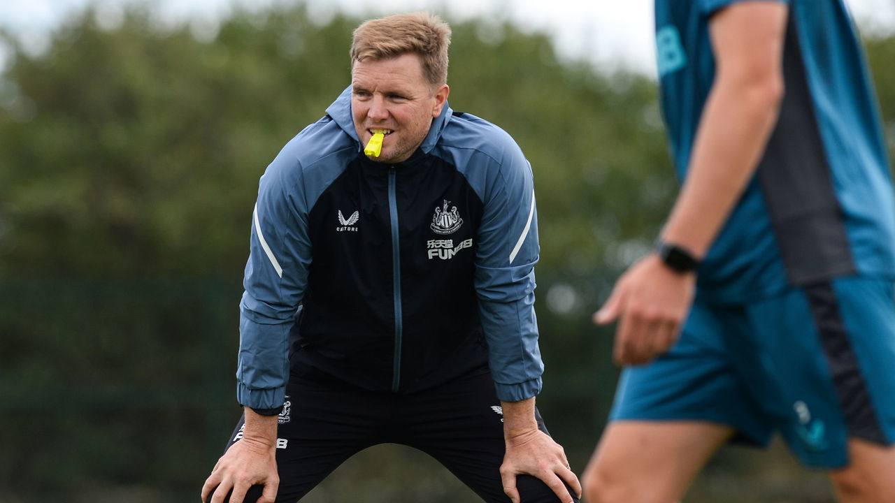 NEWCASTLE UPON TYNE, ENGLAND - AUGUST 03: Eddie Howe blows the whistle during the Newcastle United Training Session at the Newcastle United Training Centre on August 03, 2022 in Newcastle upon Tyne, England.