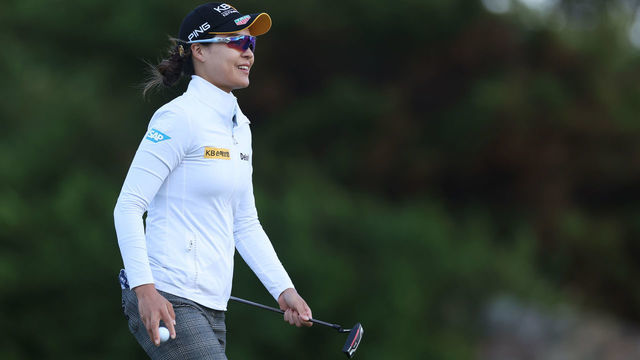 GULLANE, SCOTLAND - AUGUST 05: In Gee Chun of South Korea acknowledges the crowd during Day Two of the AIG Women's Open at Muirfield on August 05, 2022 in Gullane, Scotland.