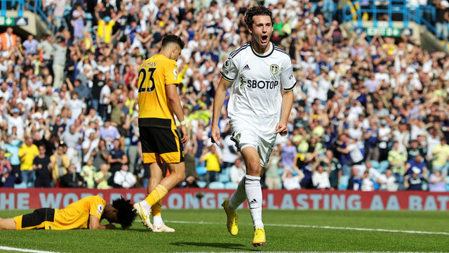 LEEDS, ENGLAND - AUGUST 06: Brenden Aaronson of Leeds United celebrates after scoring their sides second goal during the Premier League match between Leeds United and Wolverhampton Wanderers at Elland Road on August 06, 2022 in Leeds, England.