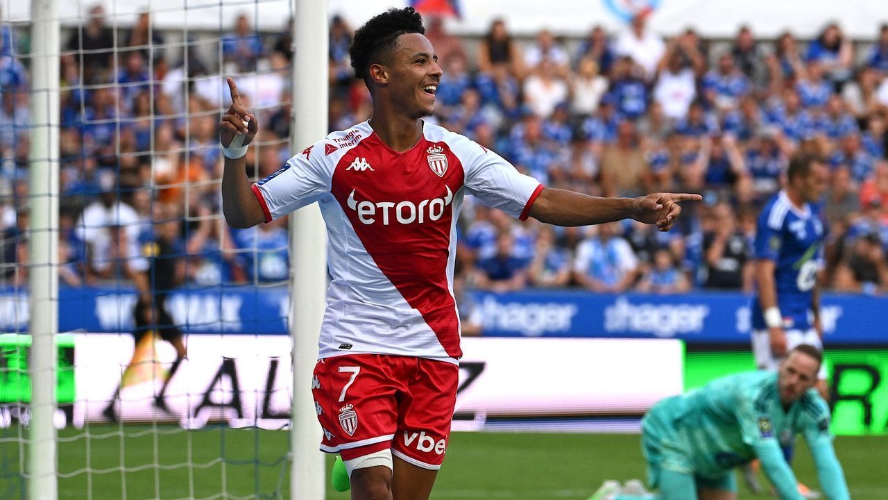 Monaco's French forward Sofiane Diop celebrates scoring the 0-2 goal during the French L1 football match between RC Strasbourg Alsace and AS Monaco at Stade de la Meinau in Strasbourg, eastern France on August 6, 2022.