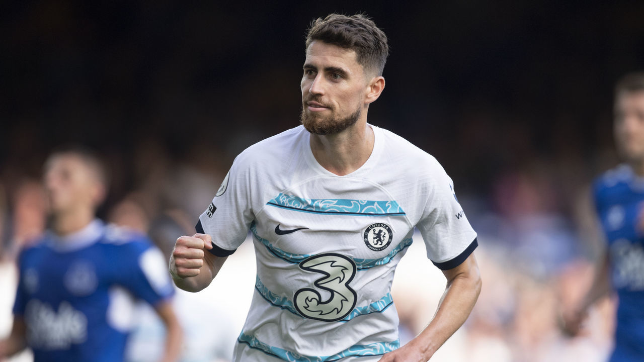 LIVERPOOL, ENGLAND - AUGUST 06: Jorginho of Chelsea celebrates scoring his team's first goal during the Premier League match between Everton FC and Chelsea FC at Goodison Park on August 6, 2022 in Liverpool, United Kingdom.