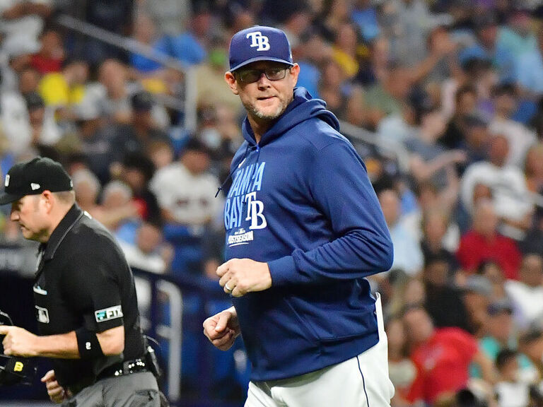 Rays pitching coach Snyder injured during mound visit