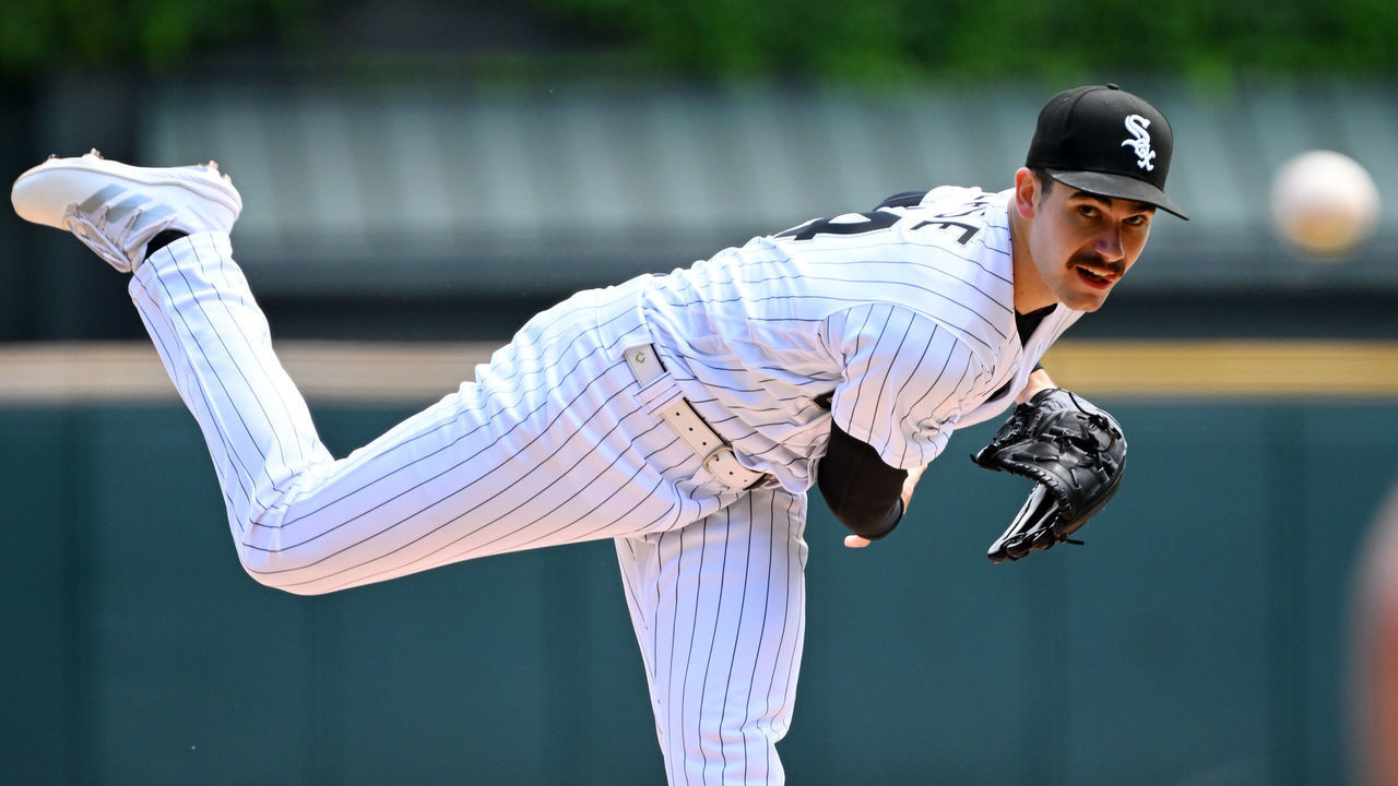 CHICAGO - JUNE 09: Dylan Cease #84 of the Chicago White Sox pitches against the Los Angeles Dodgers on June 9, 2022 at Guaranteed Rate Field in Chicago, Illinois.