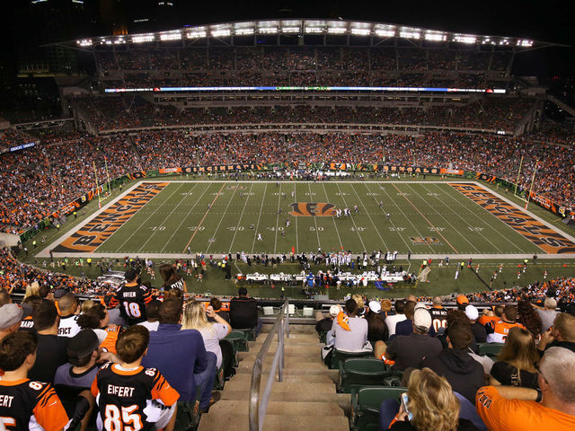 Riverfront Stadium - History, Photos & More of the former NFL stadium of  the Cincinnati Bengals