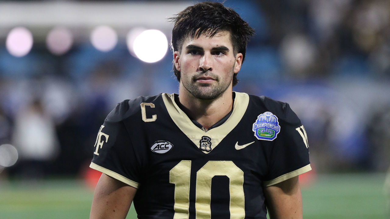 CHARLOTTE, NC - DECEMBER 04: Sam Hartman (10) quarterback of Wake Forest during the ACC Football Championship game between the Pitt Panthers and the Wake Forest Demon Deacons on December 4, 2021, at Bank of America Stadium in Charlotte, N.C.