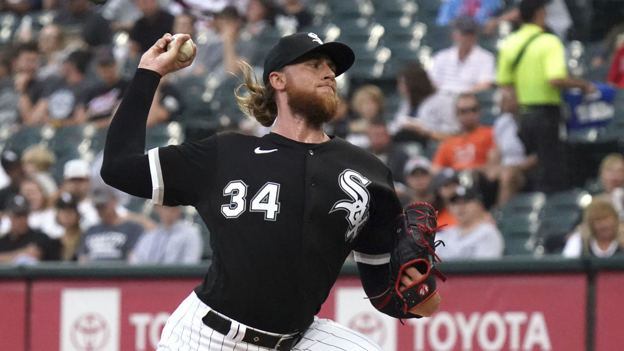 CHICAGO, ILLINOIS - AUGUST 12: Michael Kopech #34 of the Chicago White Sox throws a pitch during the second inning of a game against the Detroit Tigers at Guaranteed Rate Field on August 12, 2022 in Chicago, Illinois.
