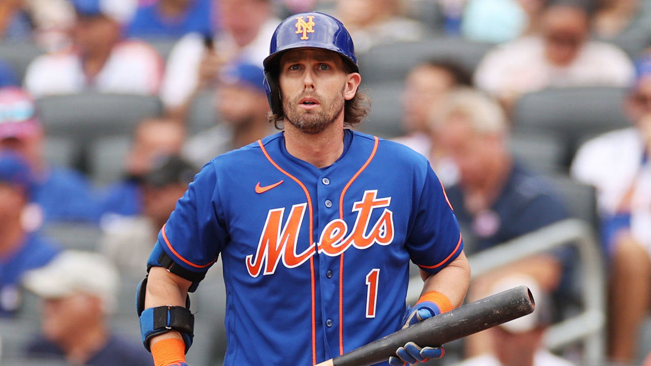 NEW YORK, NEW YORK - AUGUST 10: Jeff McNeil #1 of the New York Mets at bat during the first inning against the Cincinnati Reds at Citi Field on August 10, 2022 in the Queens borough of New York City.