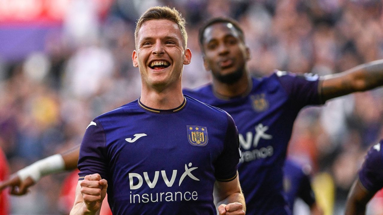 Anderlecht's Sergio Gomez celebrates after scoring during a soccer match between RSC Anderlecht and RAFC Antwerp, Thursday 12 May 2022 in Antwerp, on day 4 of the Champions' play-offs of the 2021-2022 'Jupiler Pro League' first division of the Belgian championship. BELGA PHOTO LAURIE DIEFFEMBACQ