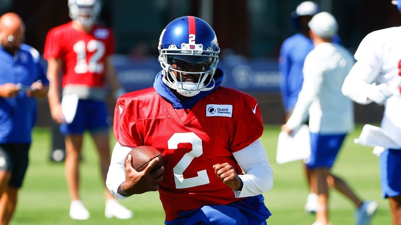 EAST RUTHERFORD, NJ - JULY 30: Tyrod Taylor (2) New York Giants quarterback runs during training camp on July 30, 2022 at Quest Diagnostics Training Center in East Rutherford, New Jersey.