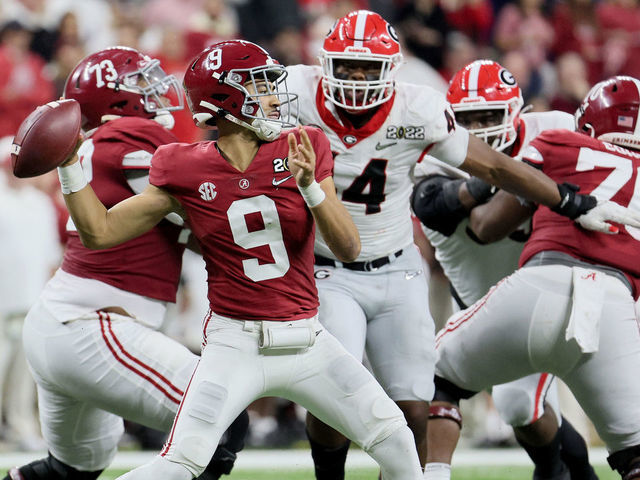 INDIANAPOLIS, INDIANA - JANUARY 10: Bryce Young #9 of the Alabama Crimson Tide against the Georgia Bulldogs at Lucas Oil Stadium on January 10, 2022 in Indianapolis, Indiana.