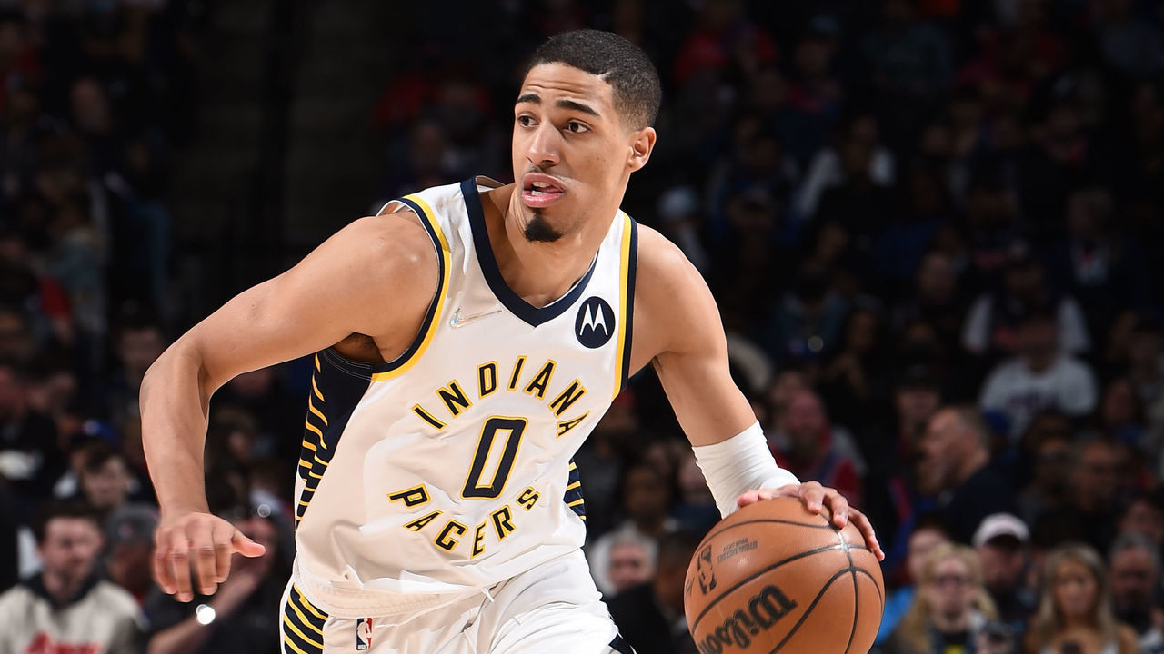 PHILADELPHIA, PA - APRIL 9: Tyrese Haliburton #0 of the Indiana Pacers drives to the basket during the game against the Philadelphia 76ers on April 9, 2022 at the Wells Fargo Center in Philadelphia, Pennsylvania NOTE TO USER: User expressly acknowledges and agrees that, by downloading and/or using this Photograph, user is consenting to the terms and conditions of the Getty Images License Agreement. Mandatory Copyright Notice: Copyright 2022 NBAE
