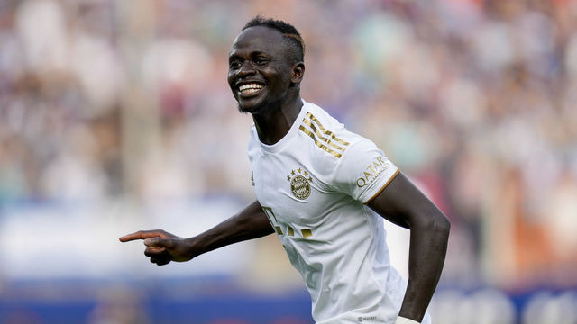 BOCHUM, GERMANY - AUGUST 21: Sadio Mane of Bayern Muenchen celebrates after scoring his team's fourth goal during the Bundesliga match between VfL Bochum 1848 and FC Bayern München at Vonovia Ruhrstadion on August 21, 2022 in Bochum, Germany.