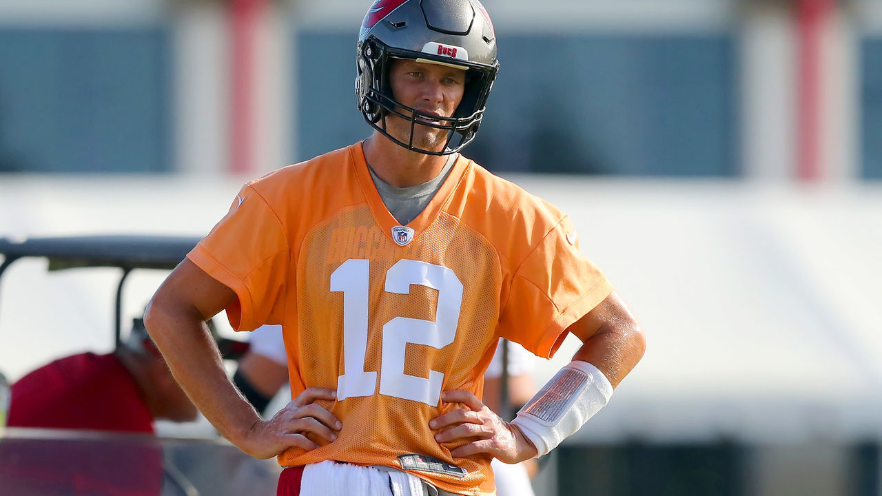 TAMPA, FL - AUG 09: Tampa Bay Buccaneers quarterback Tom Brady (12) with his hands on his hips watches the drill during the Tampa Bay Buccaneers Training Camp on August 09, 2022 at the AdventHealth Training Center at One Buccaneer Place in Tampa, Florida.